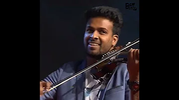 Heartbroken BGM Shahrukh Khan In Stage Program Violin Cover Rab Ne Bana Di Jodi WhatsApp Status 