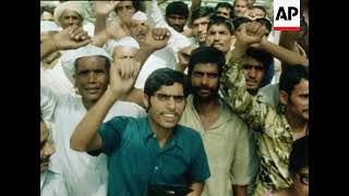UPITN CUTS 5 6 80 CELEBRATIONS ON MRS GANDHI ELECTION WIN