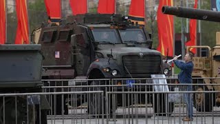 URUSI yaonesha silaha za NATO na UKRAINE ilizozikamata, yasema ‘Ushindi haupukiki’