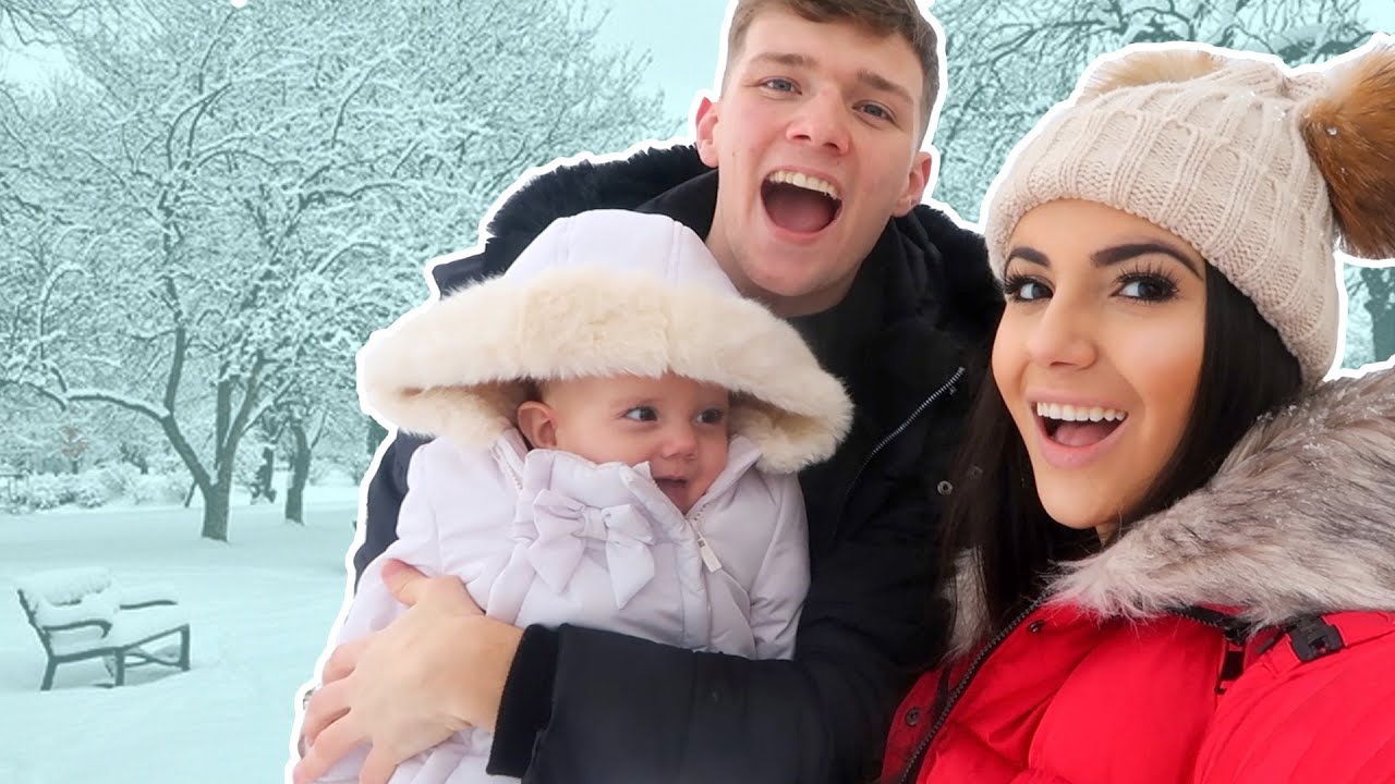 OUR BABYS FIRST TIME IN THE SNOW!!