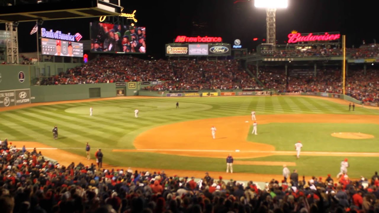 Sweet Caroline at the 2013 World Series