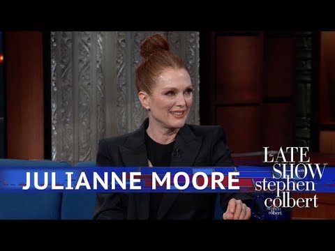 Video: Är Julianne Moore gift?