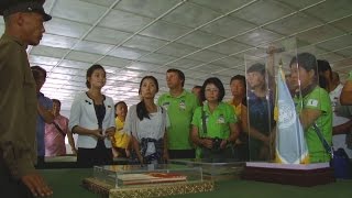 自動車ラリーの高麗人が板門店観光 軍事境界線越え韓国へ