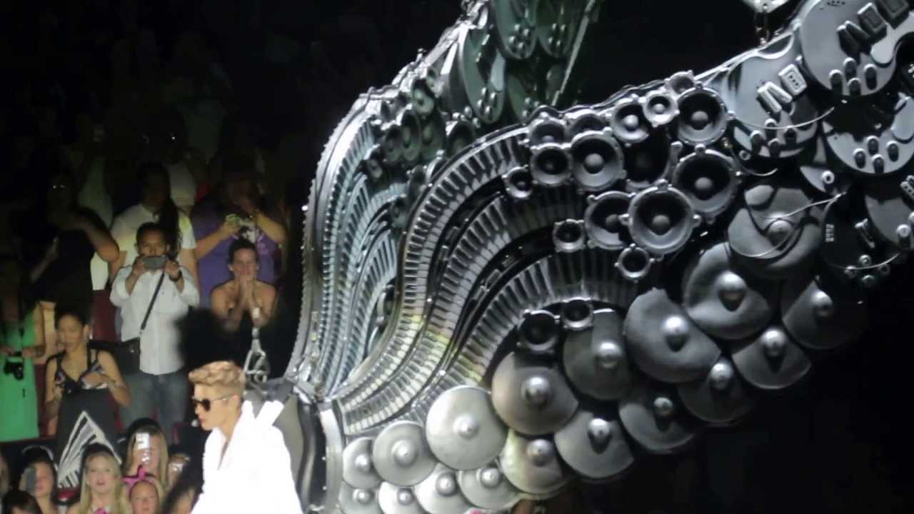 Justin Bieber Believe Tour Opening / All Around The World Philly