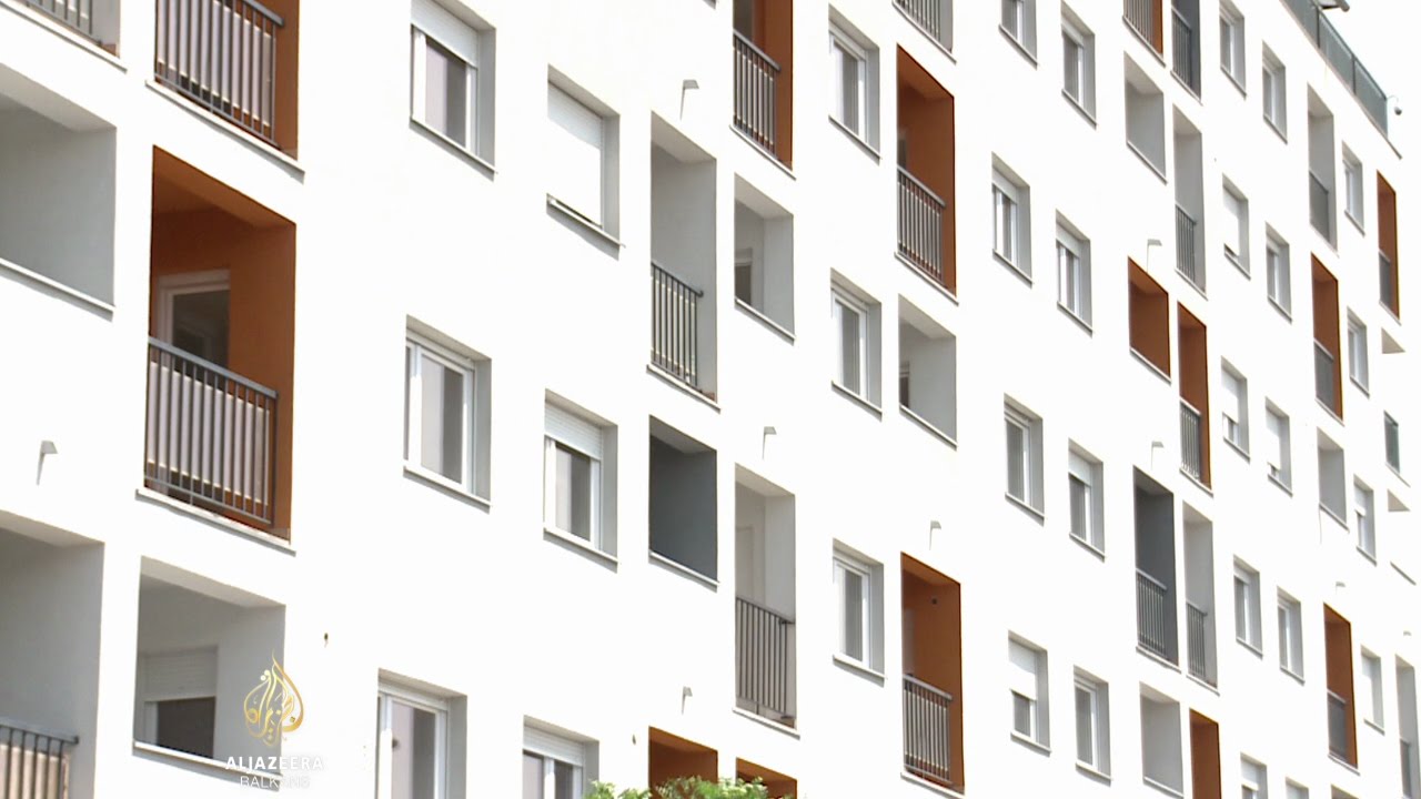 تحسين ظروف السكن أو فرض ضرائب جديدة على المواطنين