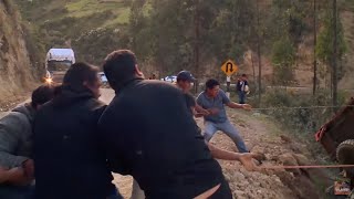 The roads of the impossible  Peru, vertigo in the Andes