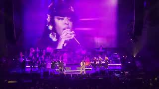 Video thumbnail of "Lauryn Hill & The Fugees - Ghetto Superstar"