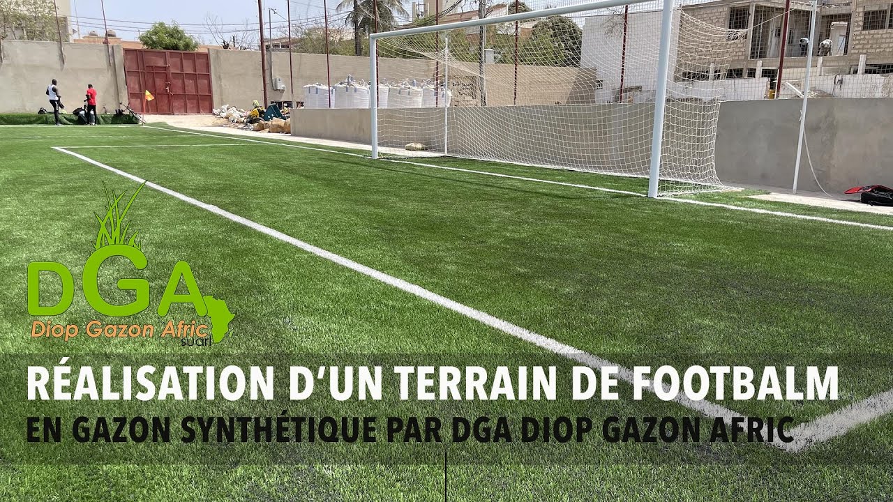 DGA / Réalisation d'un terrain de football en gazon synthétique 90x49 par DGA - Diop Gazon Afric