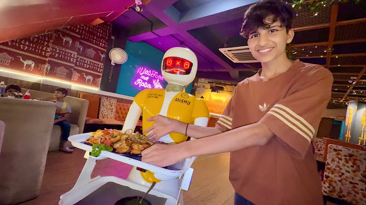 Robot Khana Leke Aaya 😲 Hamare Liye