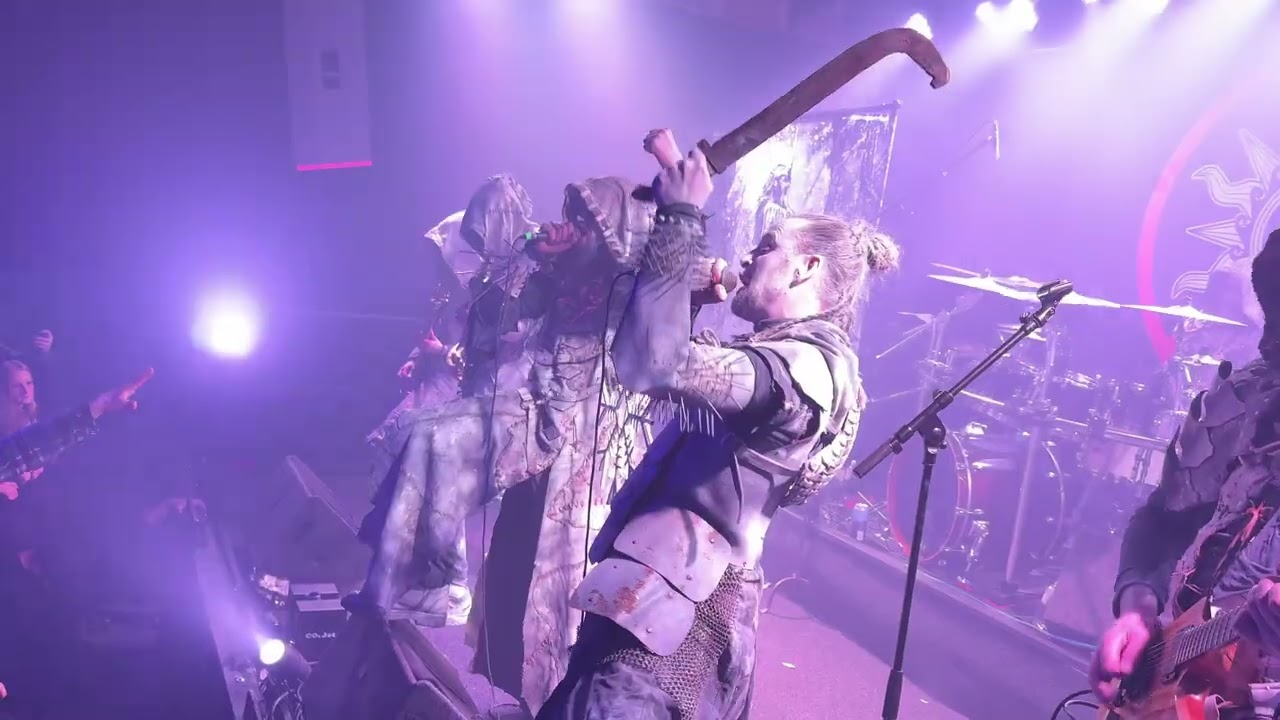 Istapp - Överstruken sol/Snö/Kallbrand - live at Hellbarn 2025