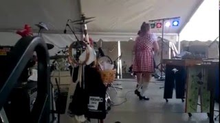 Fort Worth Oktoberfest 2015 Das Ist Lustig Plays Bibi Hendl