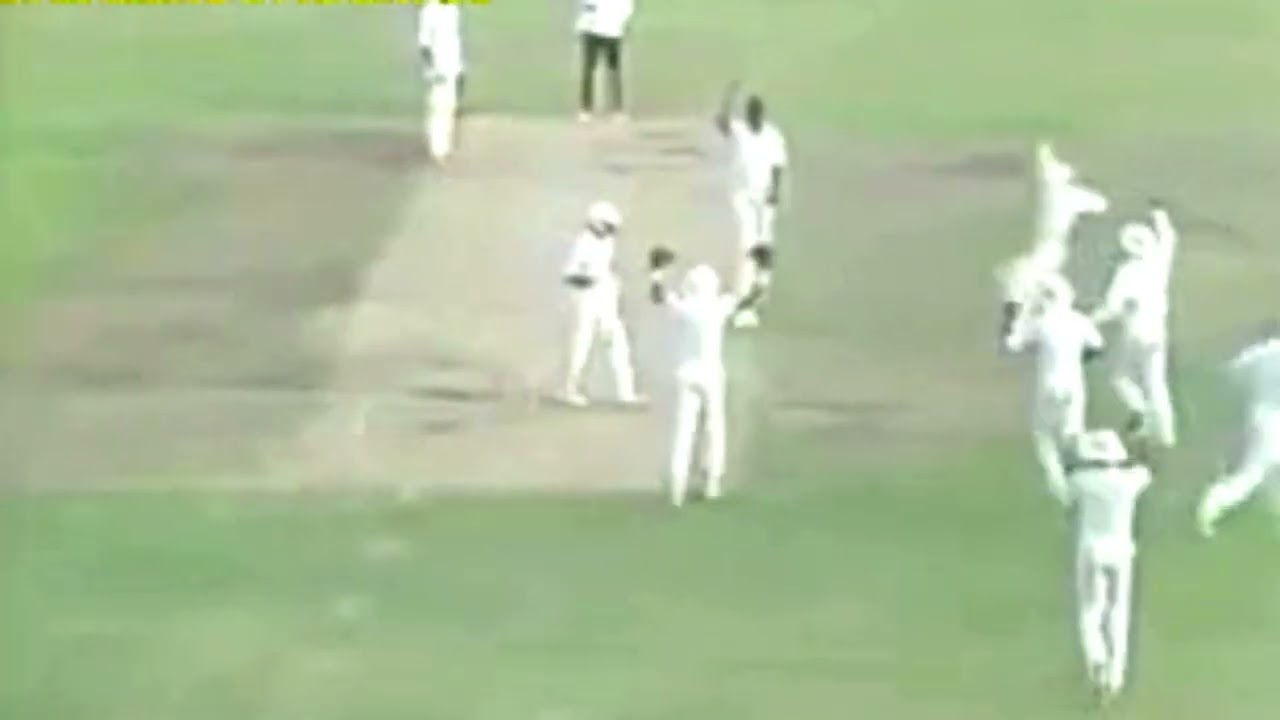 Sanjay Manjrekar Batting in West Indies 2nd Test at Bridgetown, Apr 07 1989