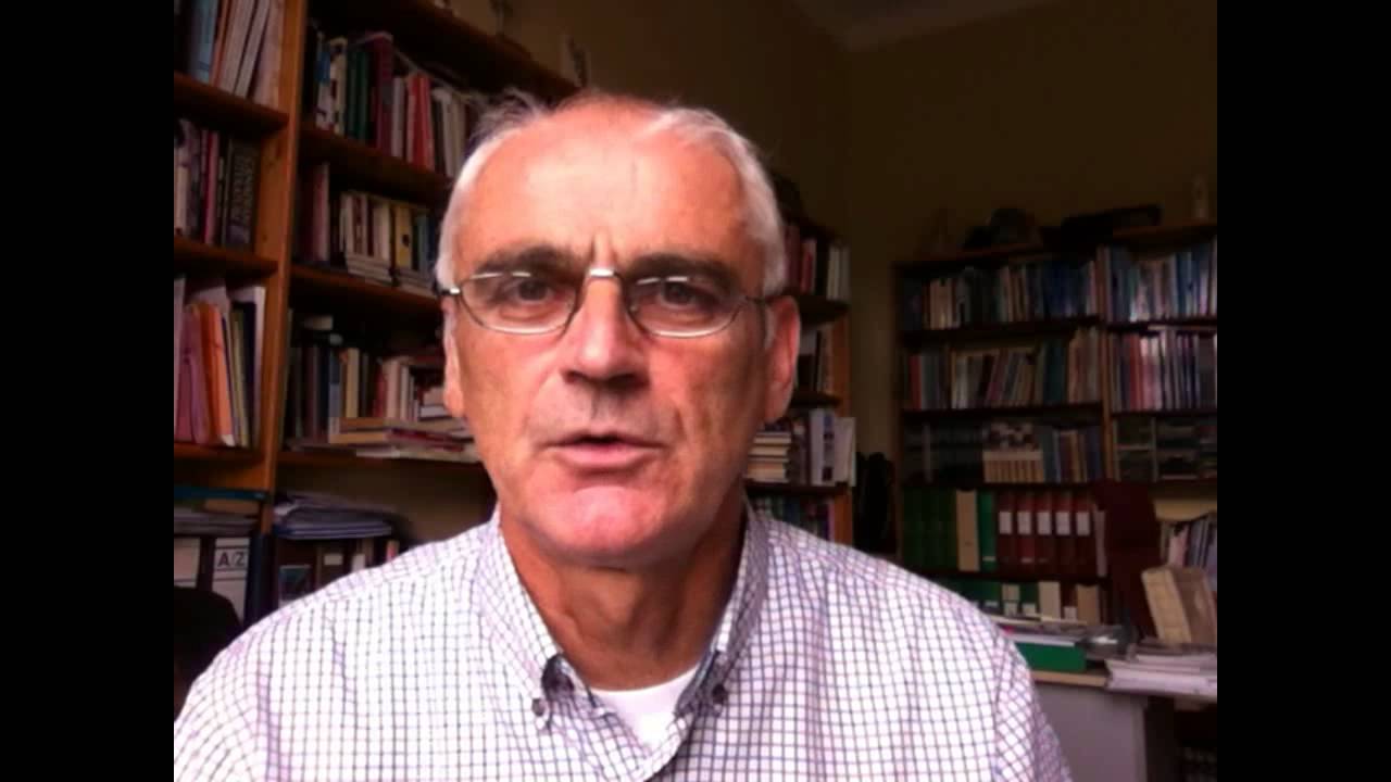 What makes a good coursebook? - YouTube