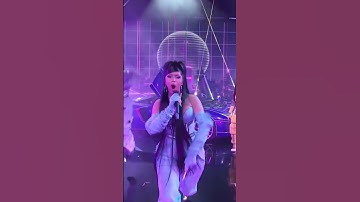 Thumbnail of Cardi B And Gloria Boyd Perform Tomorrow 2 At The 2022 AMAs #shorts