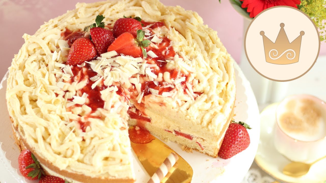 🍓 EINFACHE SPAGHETTI-EIS-TORTE/ ERDBEERTORTE MIT BLITZ-VANILLECREME BACKEN! SUGARPRINCESS REZEPT