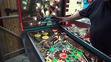 #580 Gottlieb DEADLY WEAPON Pinball Machine - Police Theme - 1990 TNT Amusements