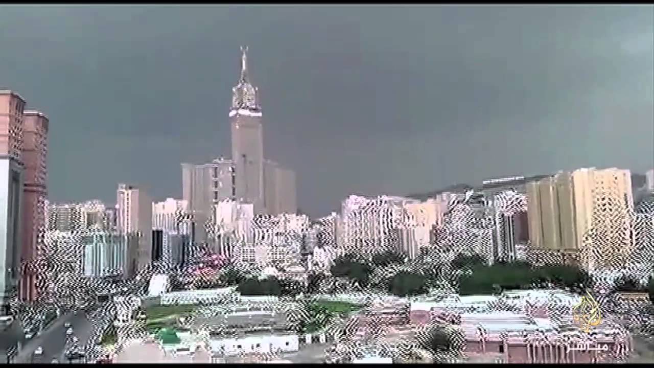 صور خاصة للجزيرة مباشر تظهر البرق والرعد في سماء مكة قبل يومين