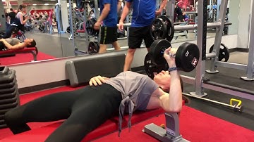 Single arm eccentric chest press