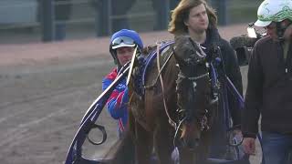 Vidéo de la course PMU PRIX FYRAARINGSLOPP