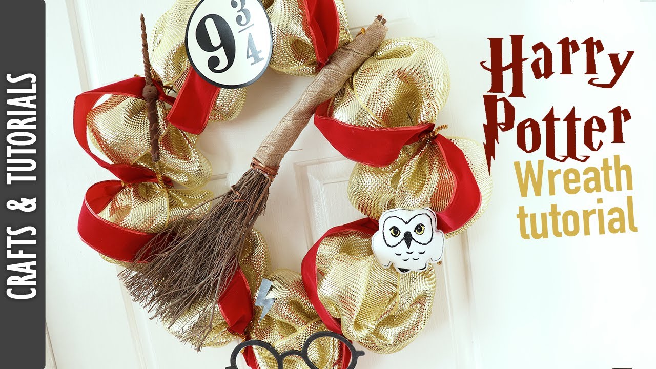 DIY Hogwarts Harry Potter Wreath - Crafting Cheerfully