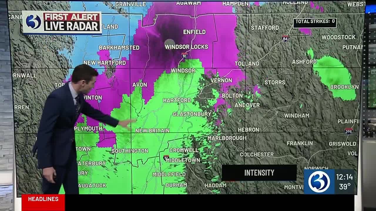 FORECAST: Rain and snow showers continue - YouTube