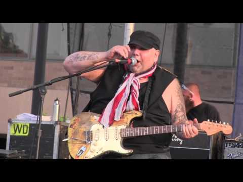 POPA CHUBBY  \