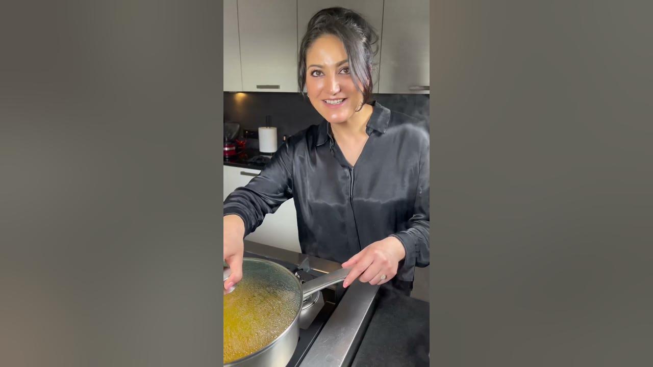 Afghan Kichiri Quroot! Fragrant spices, mung beans, rice, and juicy