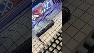Coiled cable for gaming keyboard!🕸️🕷️ #viralvideo #tech #review#gaming #gamer