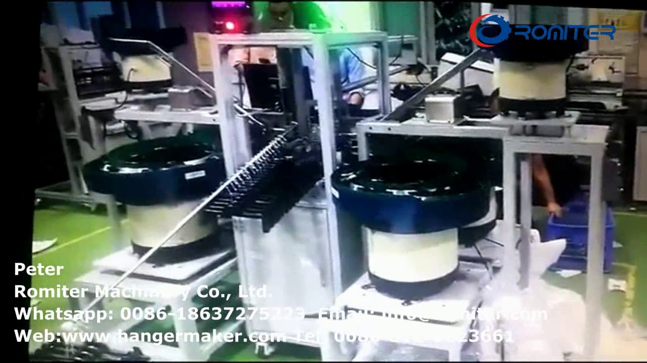 Automatic Plastic Hanger Double Side Clip Assembling Machine