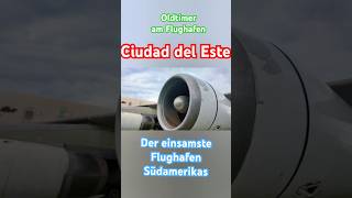 Oldtimer Am Flughafen In Ciudad Del Este Paraguay