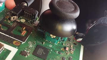 How to remove broken headset piece on a ps4 controler