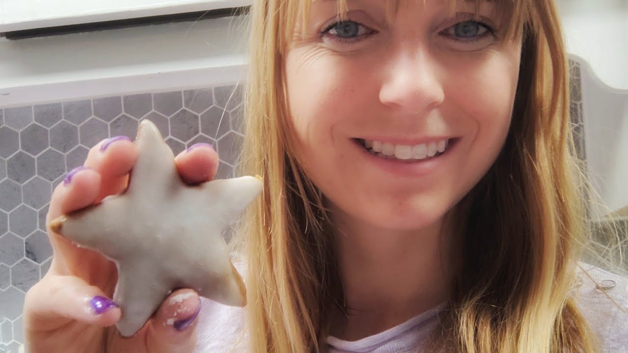 How to Make the Best Soft, Glazed Gingerbread Cookies for this Holiday Season (vegan)