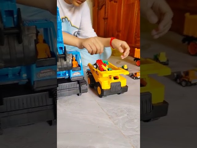 MINI TRACTORS and MINI Excavator 32 class=