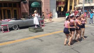 Marilyn Monroe and the Diamond Bellas at Universal Studios Orlando