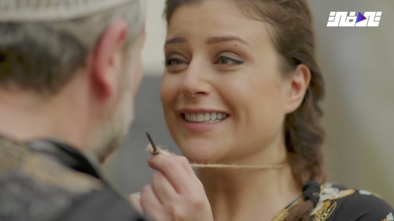 بتبيع وبتشتري بعفش البيت ومافي شي بيصعب عليها ولما زوجها جبلها ضرة باعته 😂