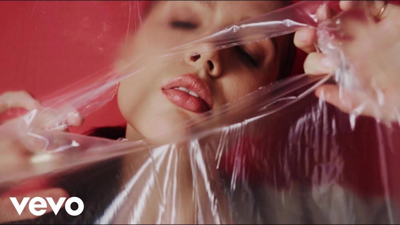 Francy&P. - SeNZ'ARia (Official Music Video)