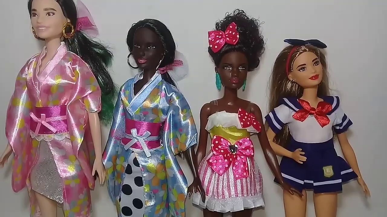 Que tal uma boneca super kawaii para você vestir como gosta? A Daiso tem  várias roupinhas diferentes para você deixá-la muito estilosa. 👗💞 Boneca  Elly, By Daiso Japan, Brasil
