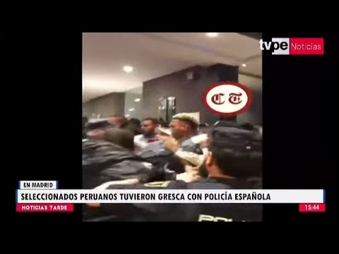 Policía española agrede a futbolistas de la selección peruana