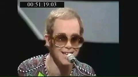Gilbert O'Sullivan feat. Elton John - Get Down (Gi...