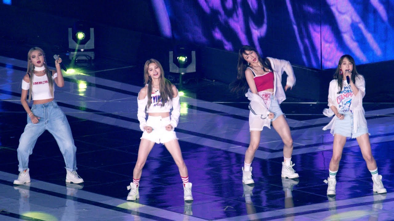 이엑스아이디 EXID 내일해 (LADY) [4K 60P 직캠]@180802 락뮤직 - YouTube