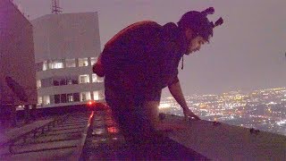 BASE jumper HIGH5s Senior Citizen
