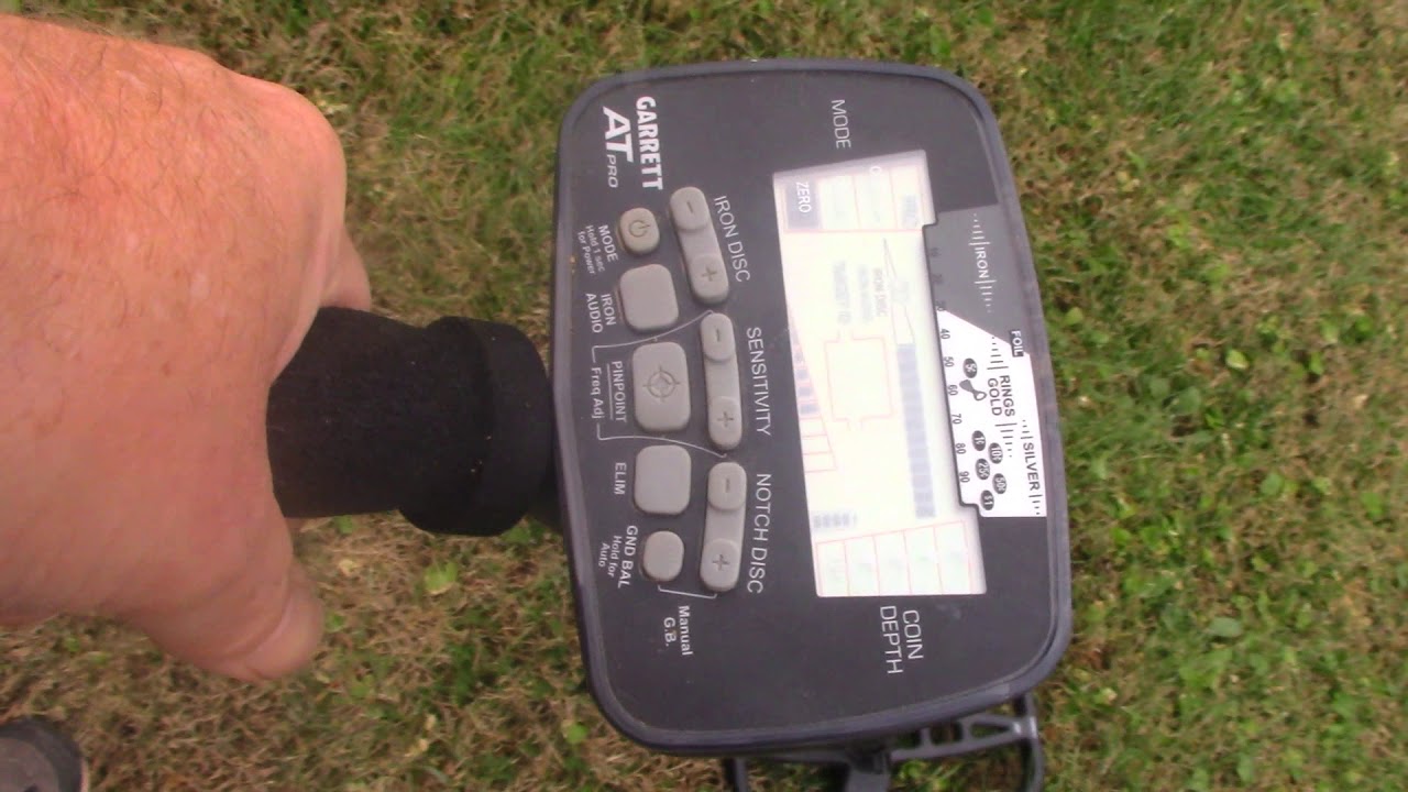 Garrett AT PRO vs G2 + Camo Metal Detector Comparison YouTube