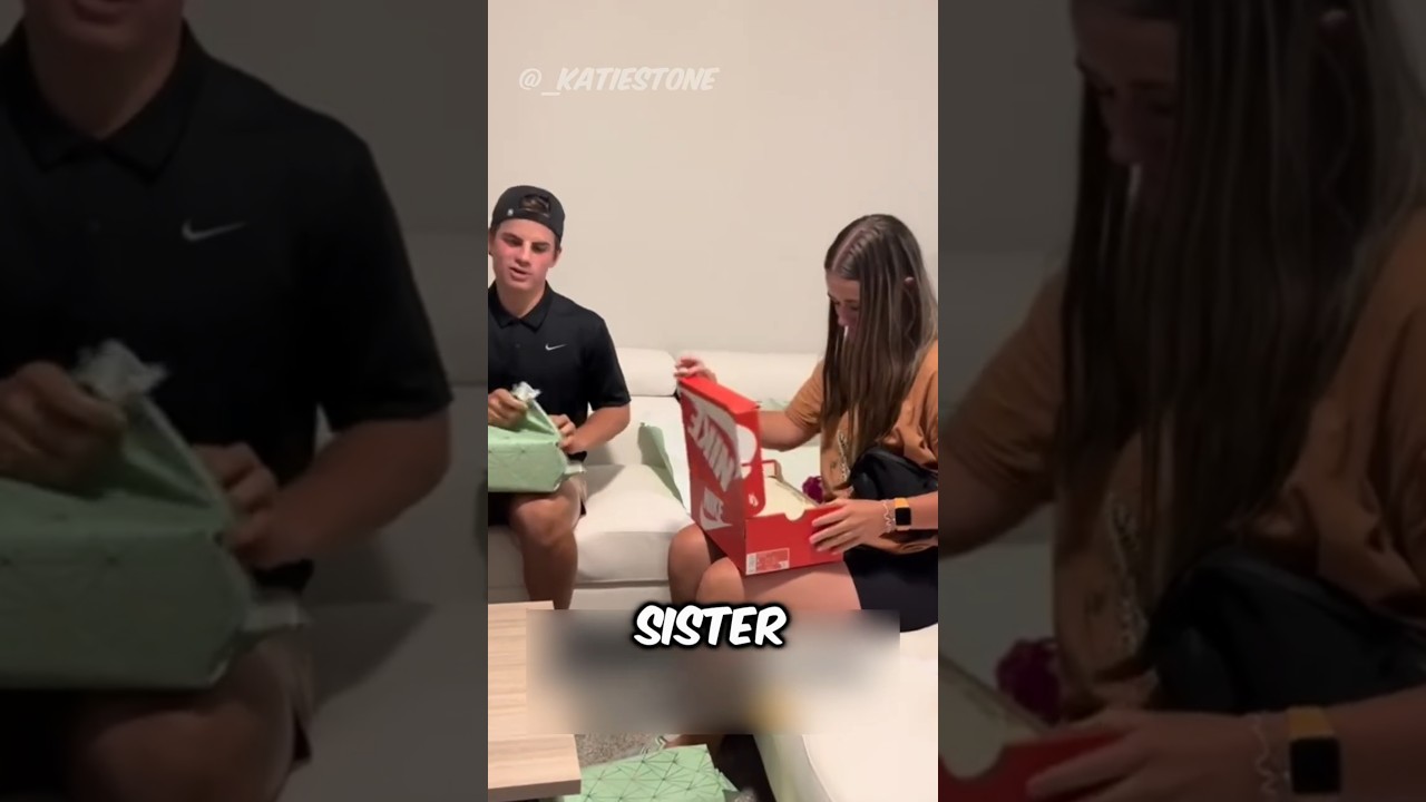 She Opened The Box And Screamed (@_katiestone)