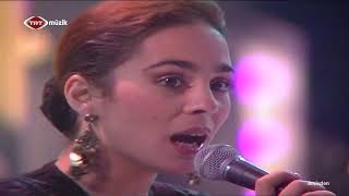 Kayahan & Demet Sağiroğlu Melankoli̇k Kisa Trt Muzik