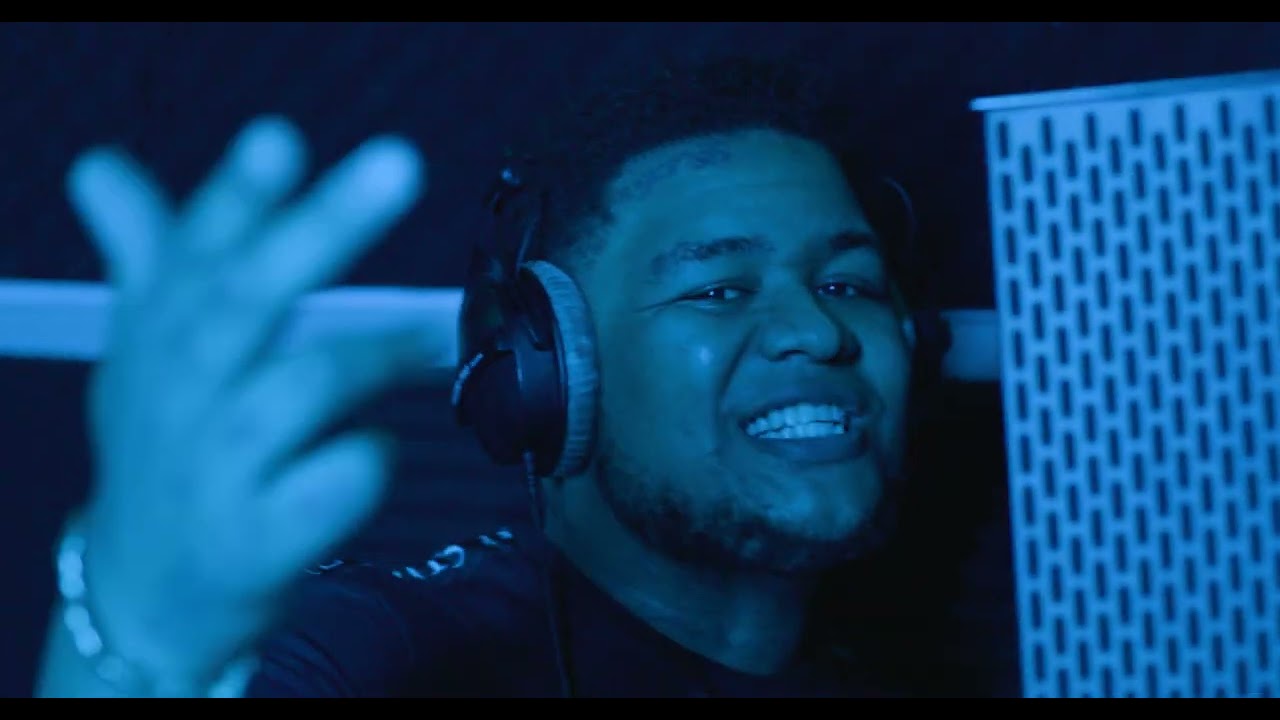 YouTube에서 YC Ewzy- ONYX (Official Video) 보기