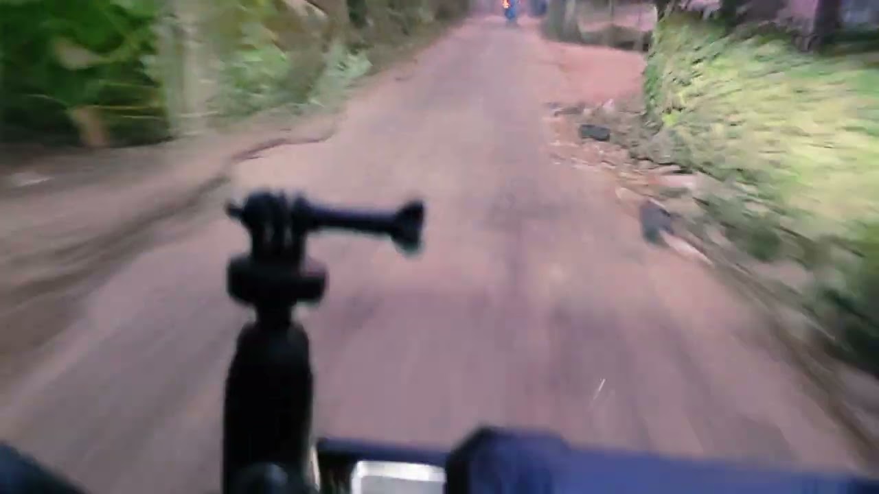 Duke 390 versus race race Hero Splendor night road race