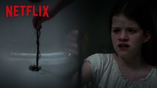 ⚠️ホラー注意 - 浴槽に長い髪の毛 | ブラックサン | Netflix Japan