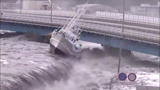 California is Underwater Today! Heavy Rain, Powerful Winds, Storms, Flash Floods, and Huge Waves