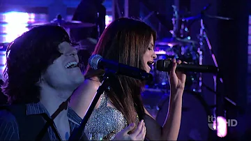A Year Without Rain - Selena Gomez Live @ (Lopez Tonight 16.11.2010) HD [1080p]