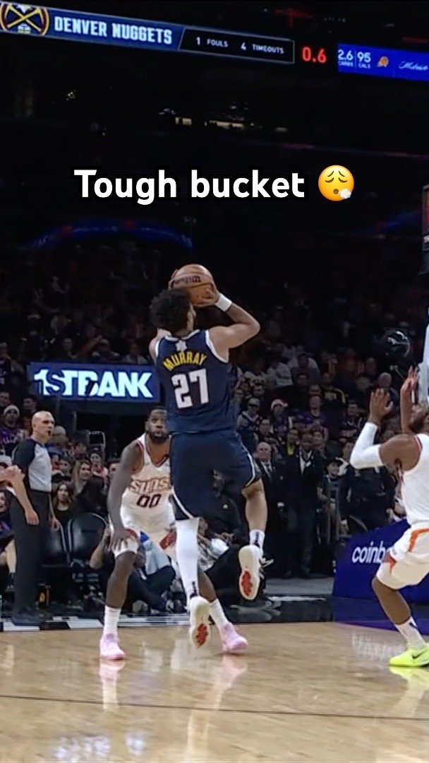 Jamal Murray beats the shot clock buzzer with a TOUGH jumper!